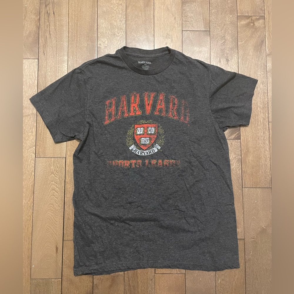 Harvard T-shirt